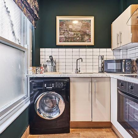 The Snug @ Clarence Apartment Londonderry Bagian luar foto